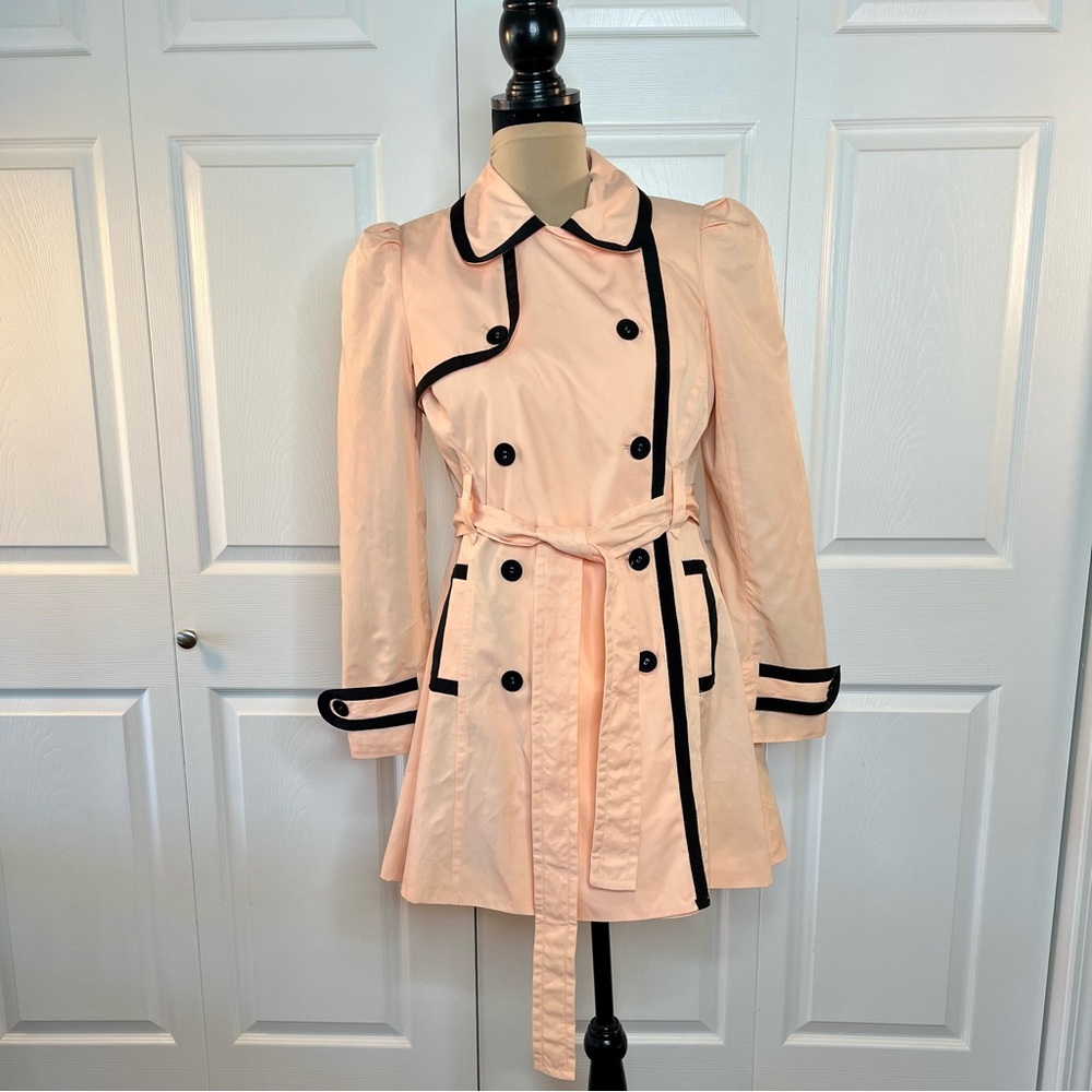 XXI twist Elegant Women's Double feasted Peach/black Trench Coat, M , NWT